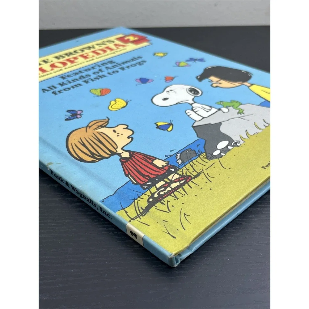 Charlie Brown's Cyclopedia Volume 2 All Kinds of Animals Vintage Hardcover Peanu